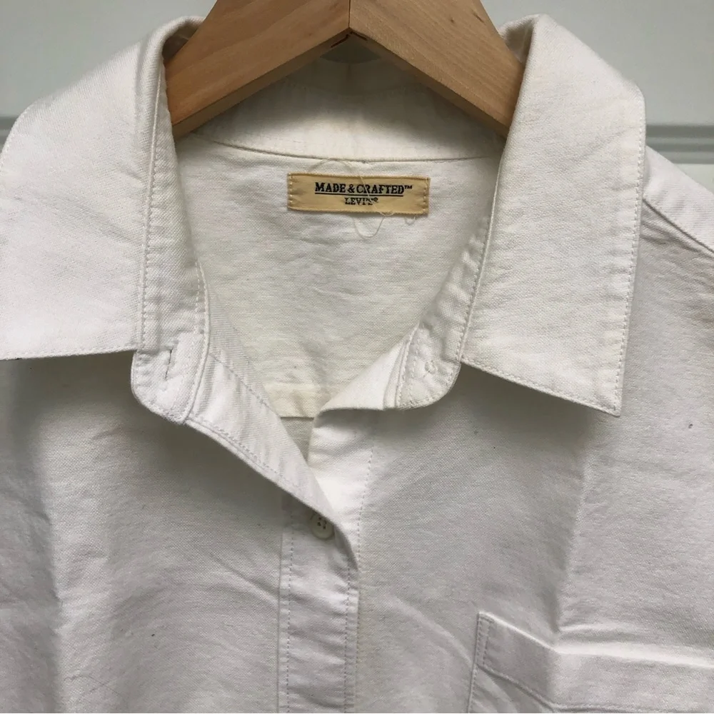 Levi’s Made and Crafted sleeveless button down - Picture 2 of 6